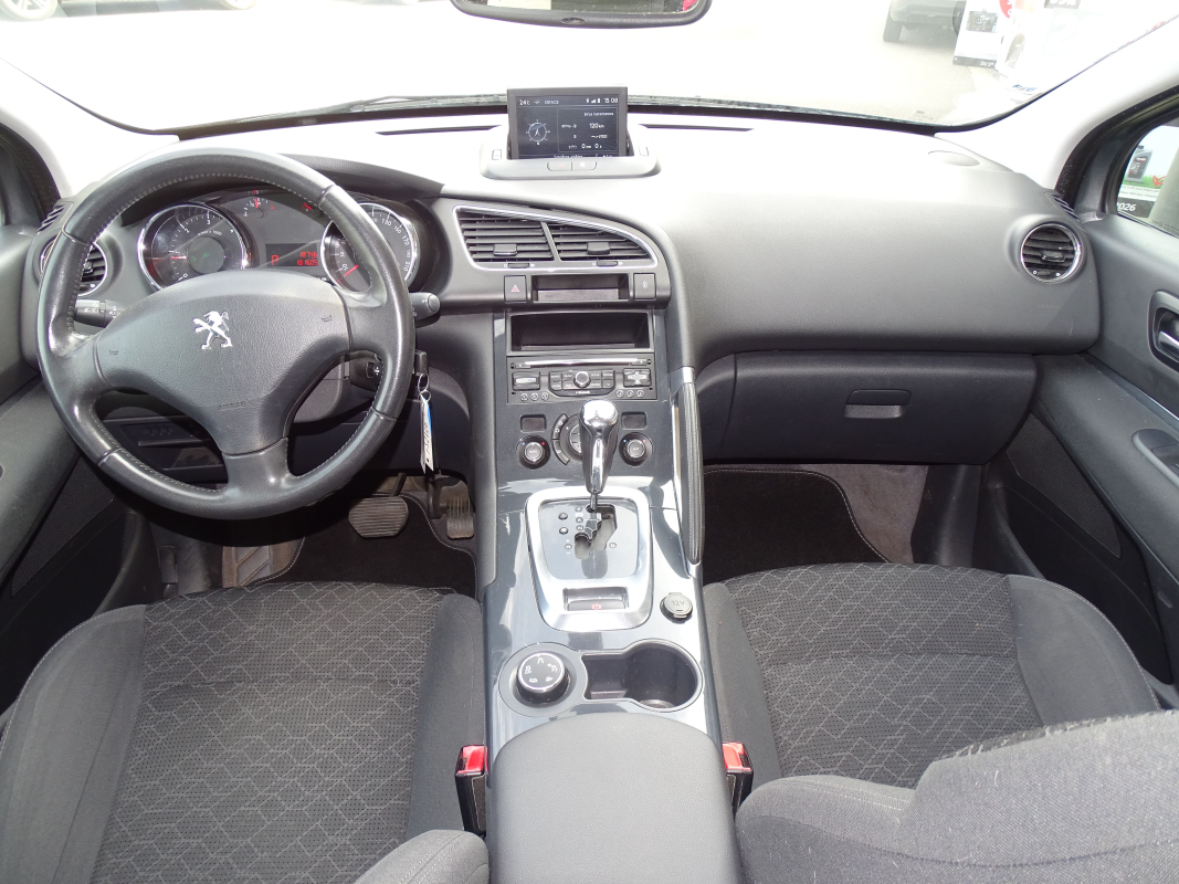 Peugeot 3008 — 17