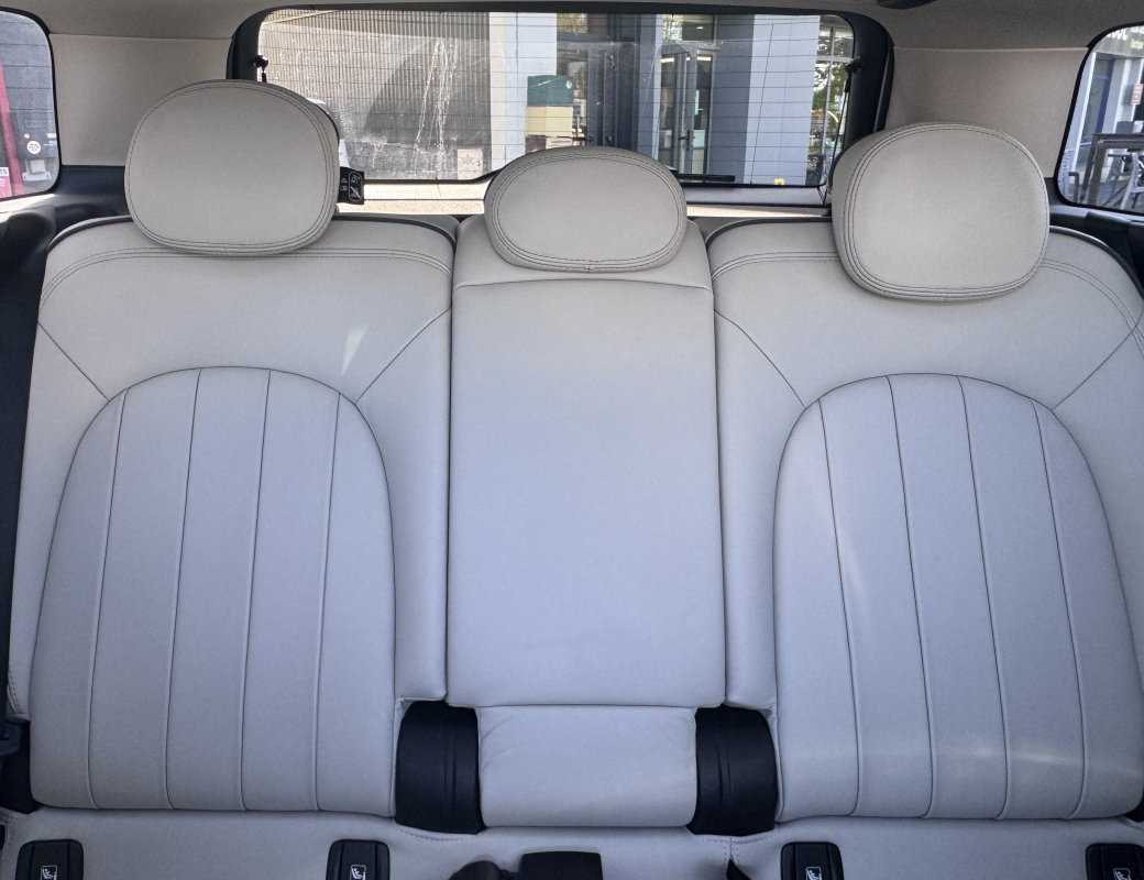 Mini Mini Countryman — 30