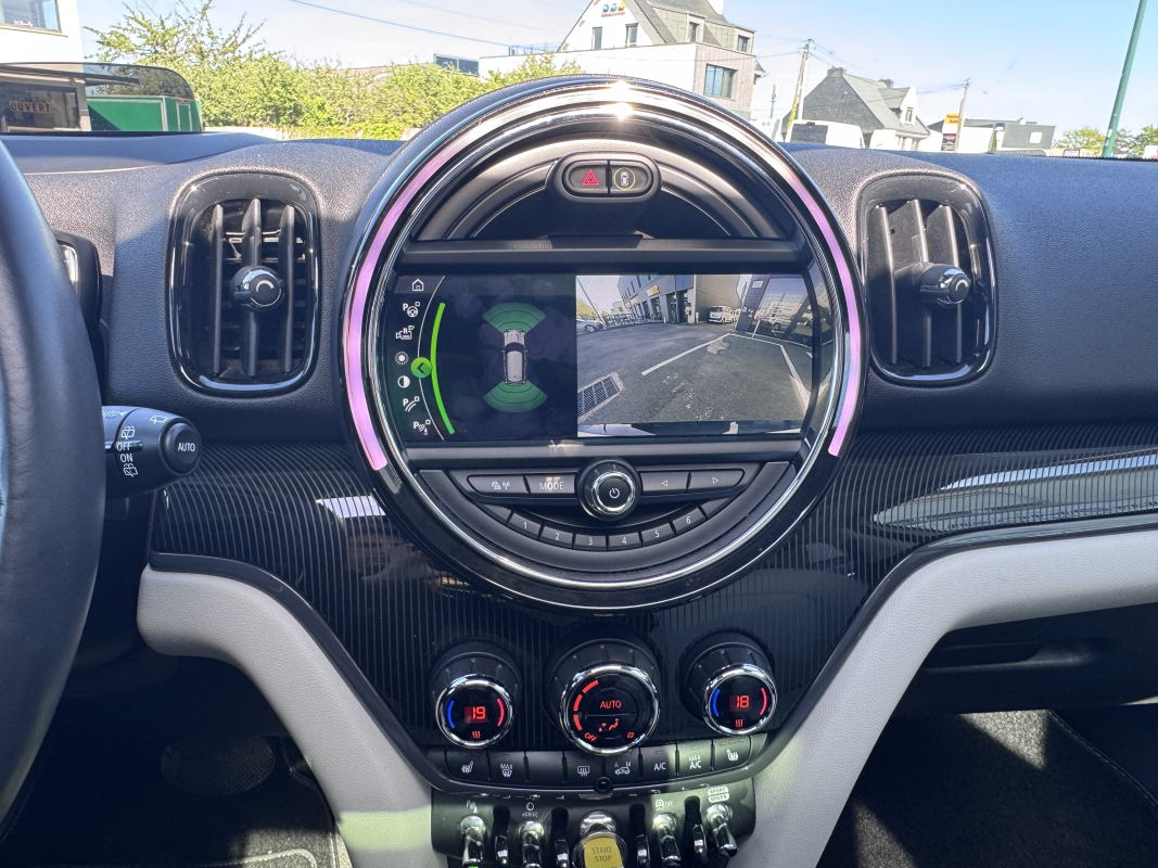 Mini Mini Countryman — 18