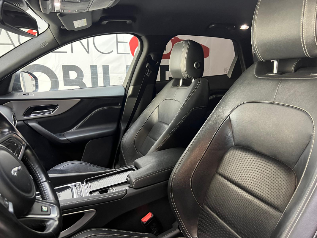 Jaguar F-Pace — 11