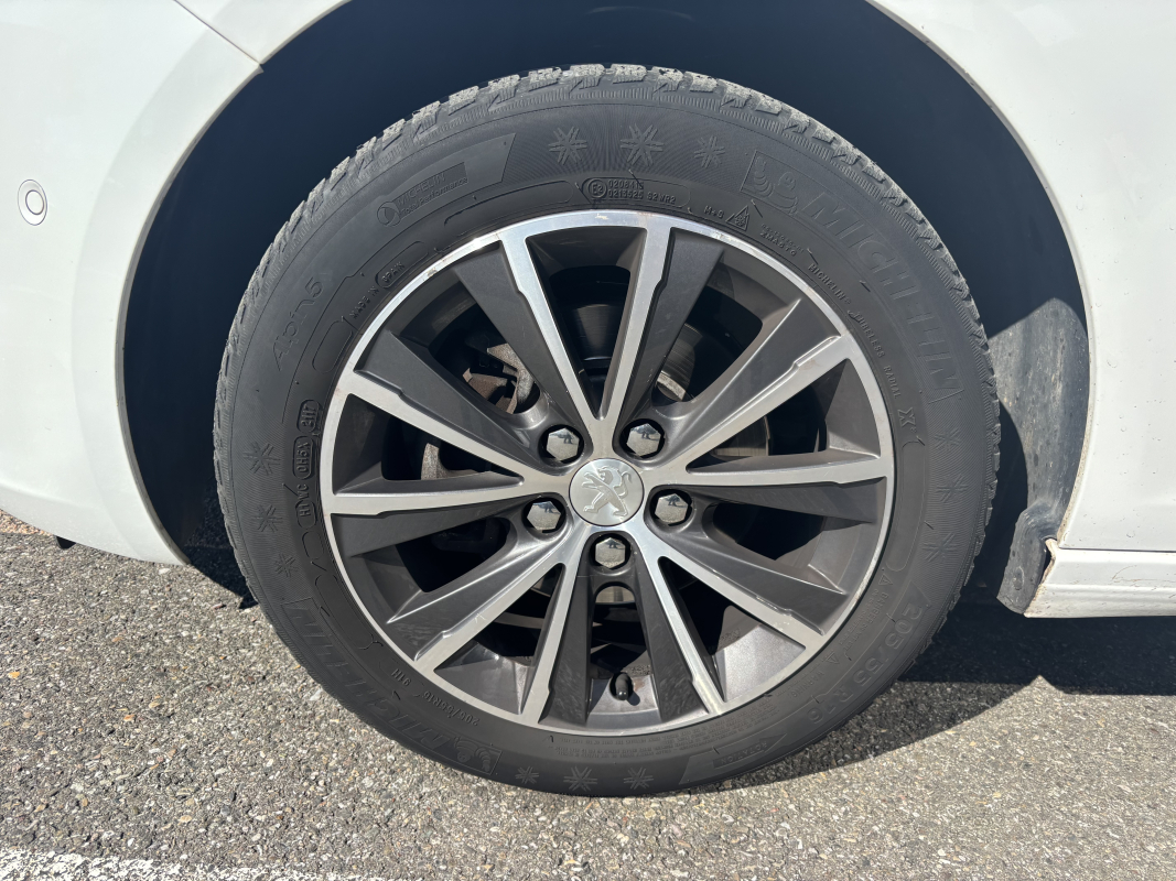 Peugeot 308 — 28
