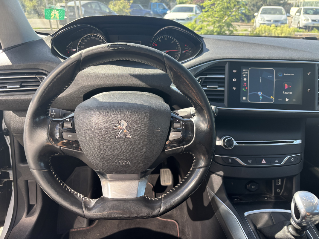 Peugeot 308 — 14