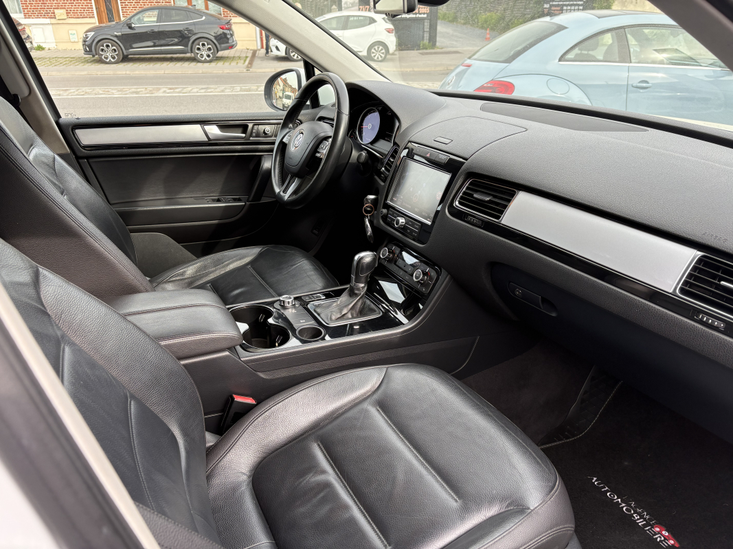 Volkswagen Touareg — 10