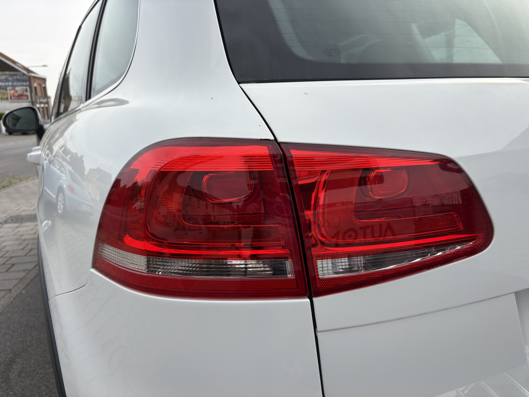 Volkswagen Touareg — 38