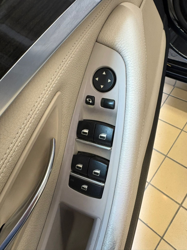 Bmw Série 5 — 28