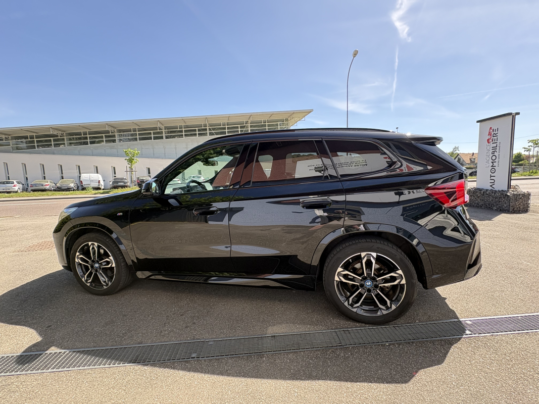 Bmw iX1 — 5