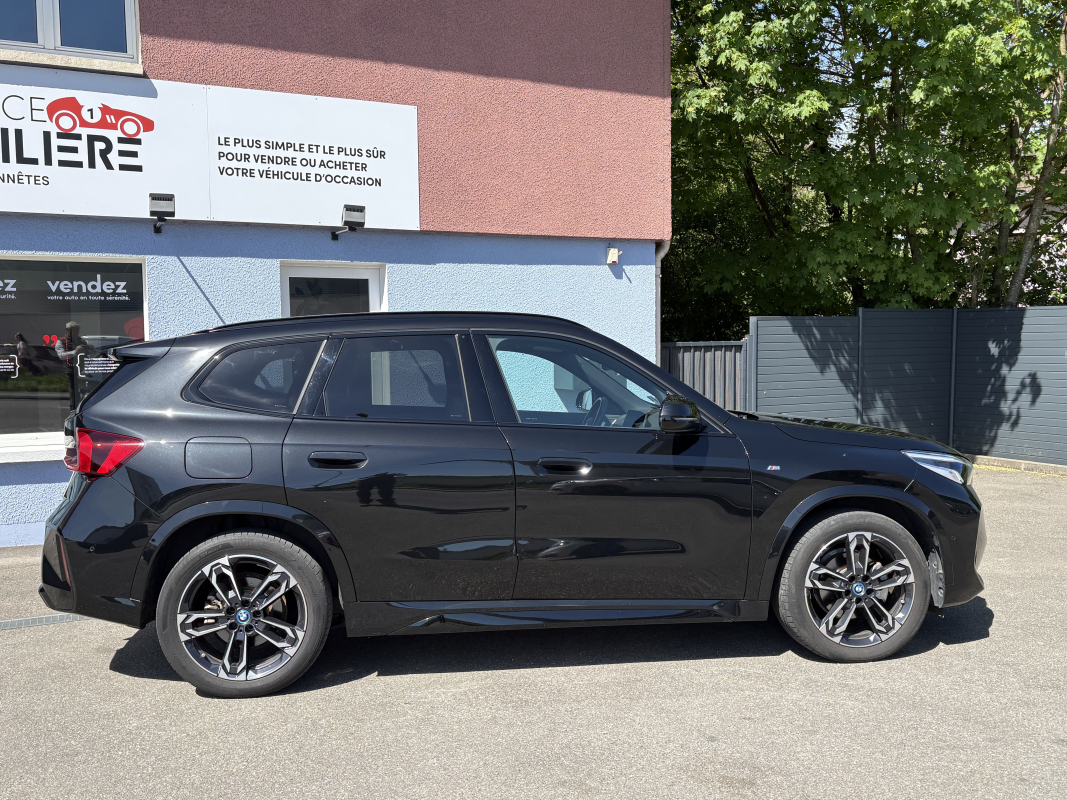 Bmw iX1 — 9
