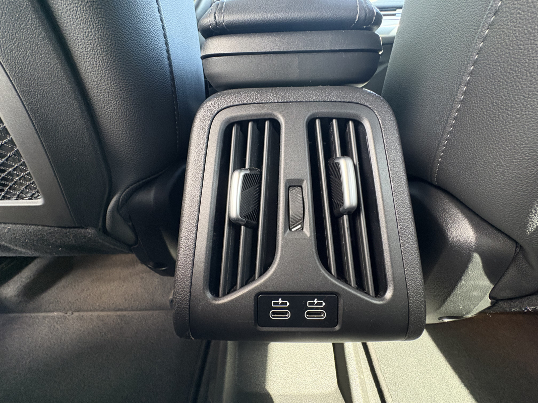 Bmw iX1 — 29