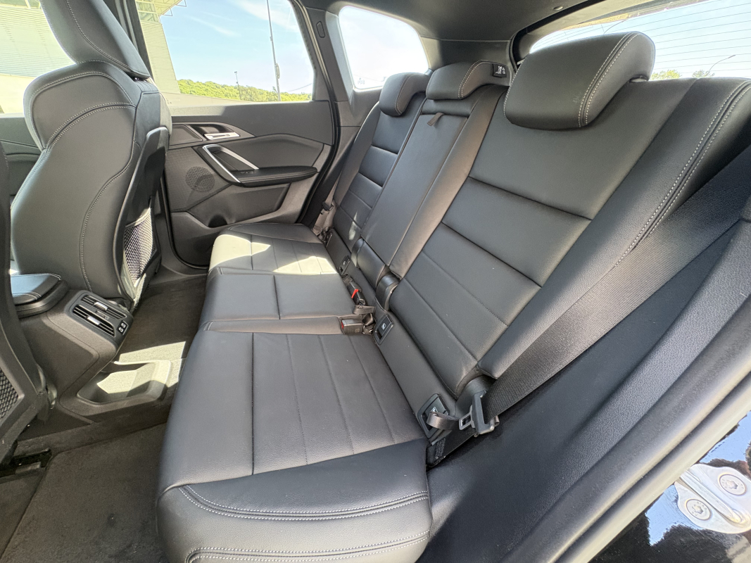 Bmw iX1 — 17