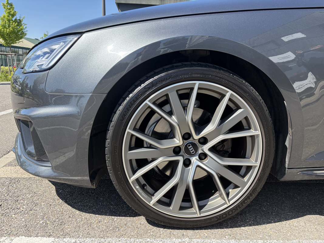 Audi A4 — 35