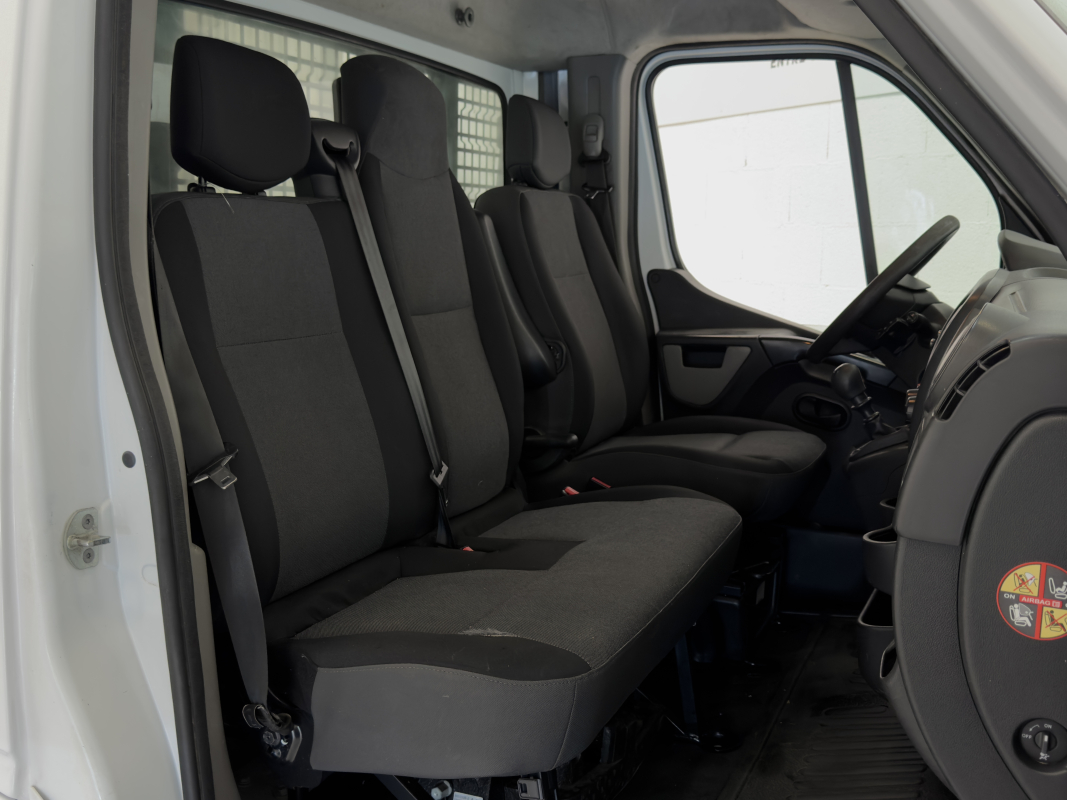 Renault Master — 11