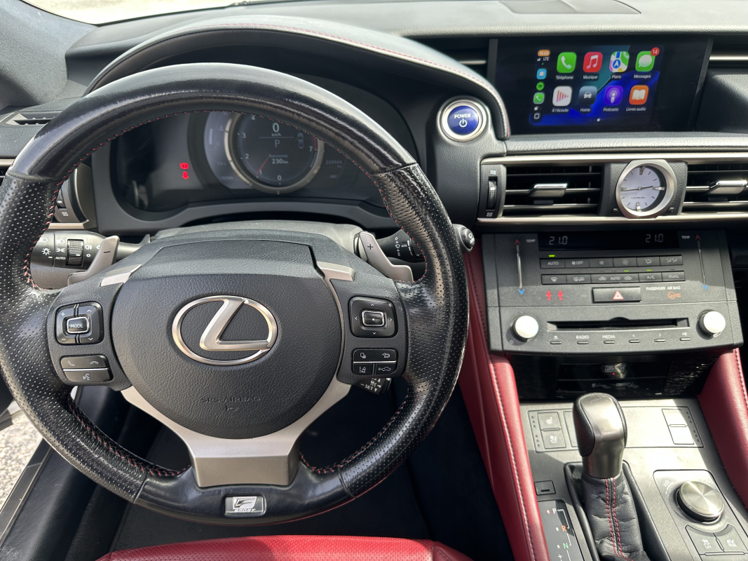 Lexus RC — 10