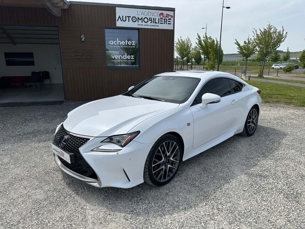Lexus RC