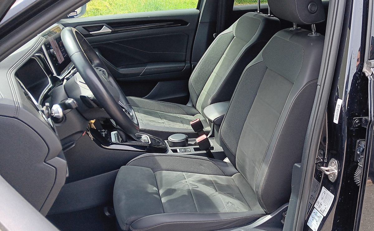 Volkswagen T-roc — 10