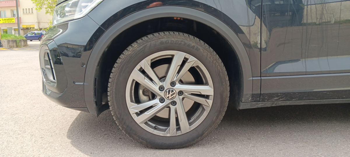 Volkswagen T-roc — 23