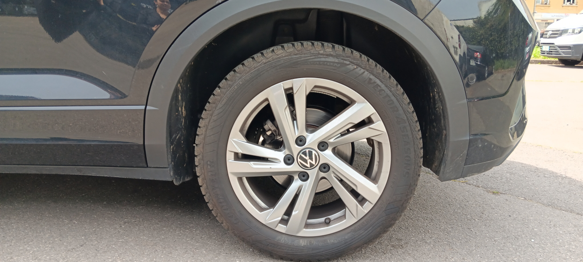Volkswagen T-roc — 24