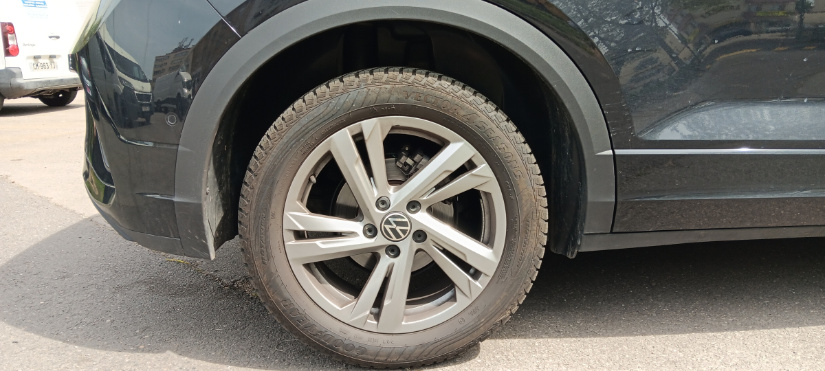 Volkswagen T-roc — 25