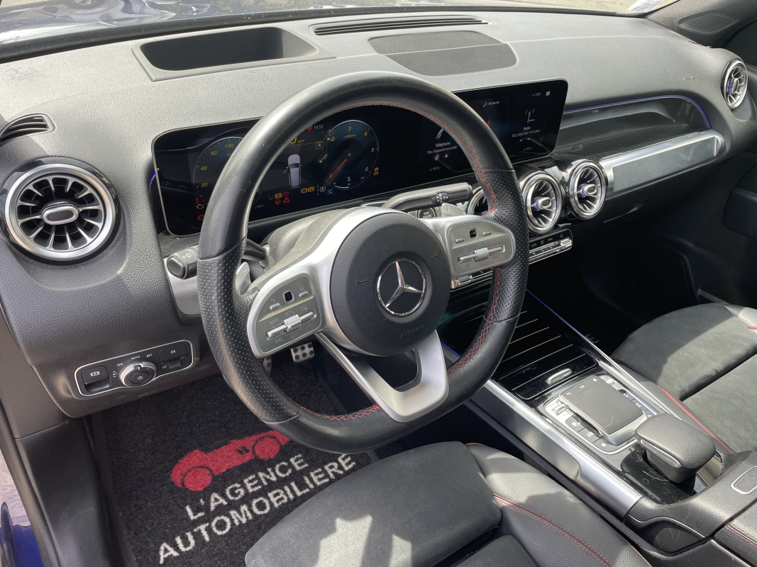 Mercedes GLB — 10