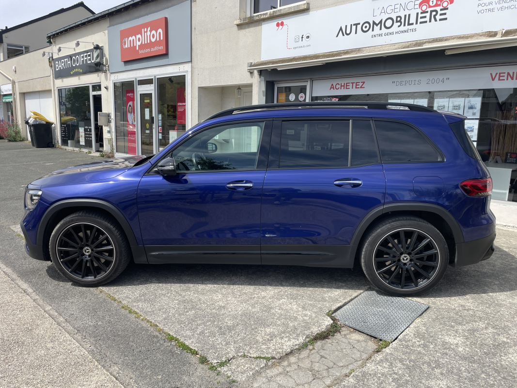Mercedes GLB — 8