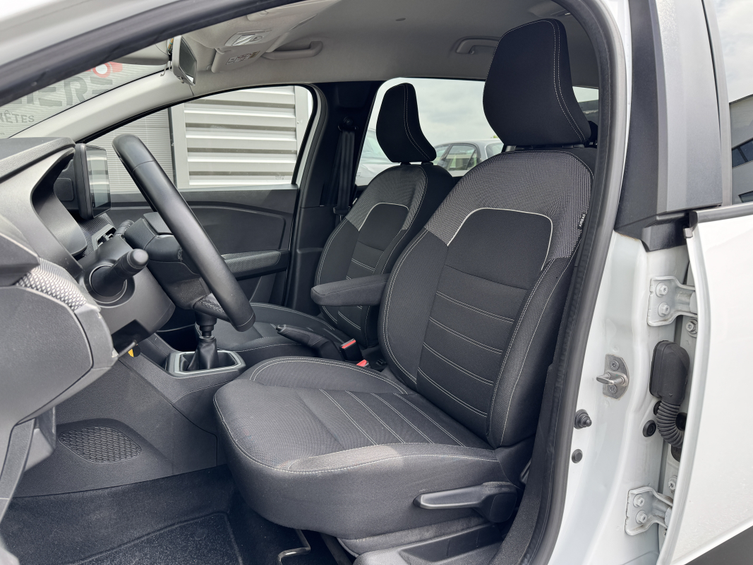 Dacia Jogger — 12