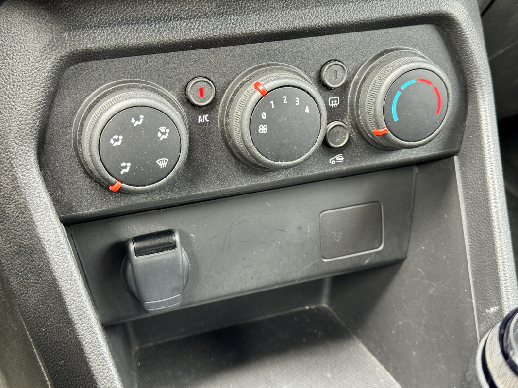 Dacia Jogger — 21