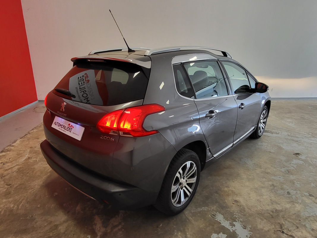 Peugeot 2008 — 9