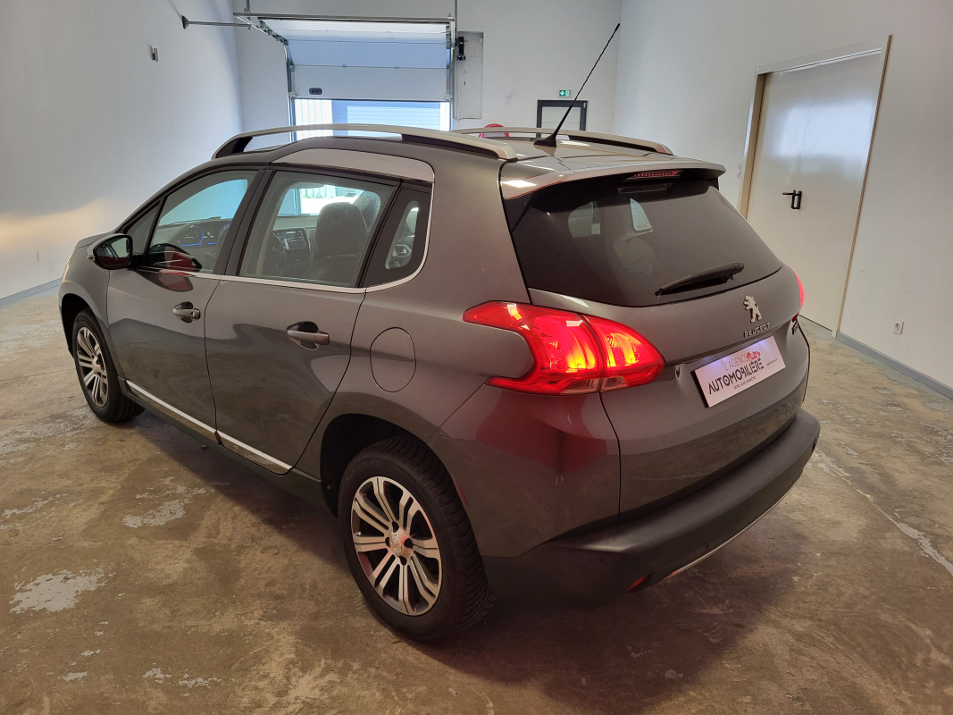 Peugeot 2008 — 5