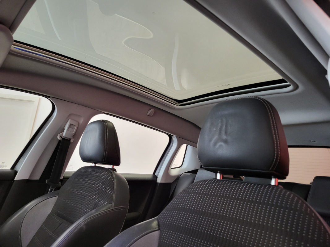 Peugeot 2008 — 15