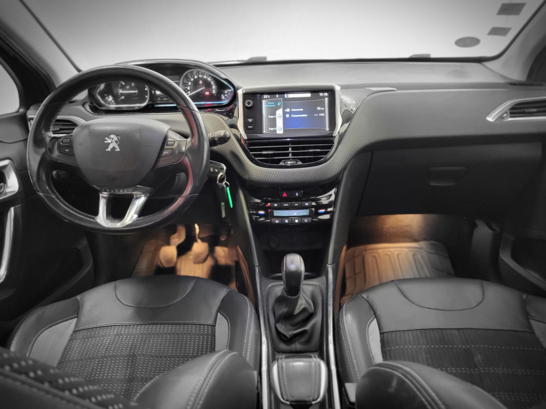 Peugeot 2008 — 16