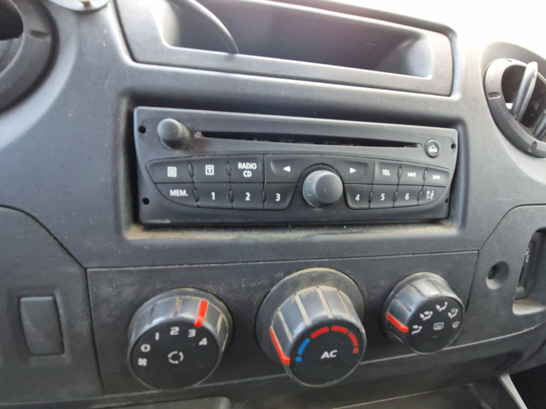 Renault Master — 13