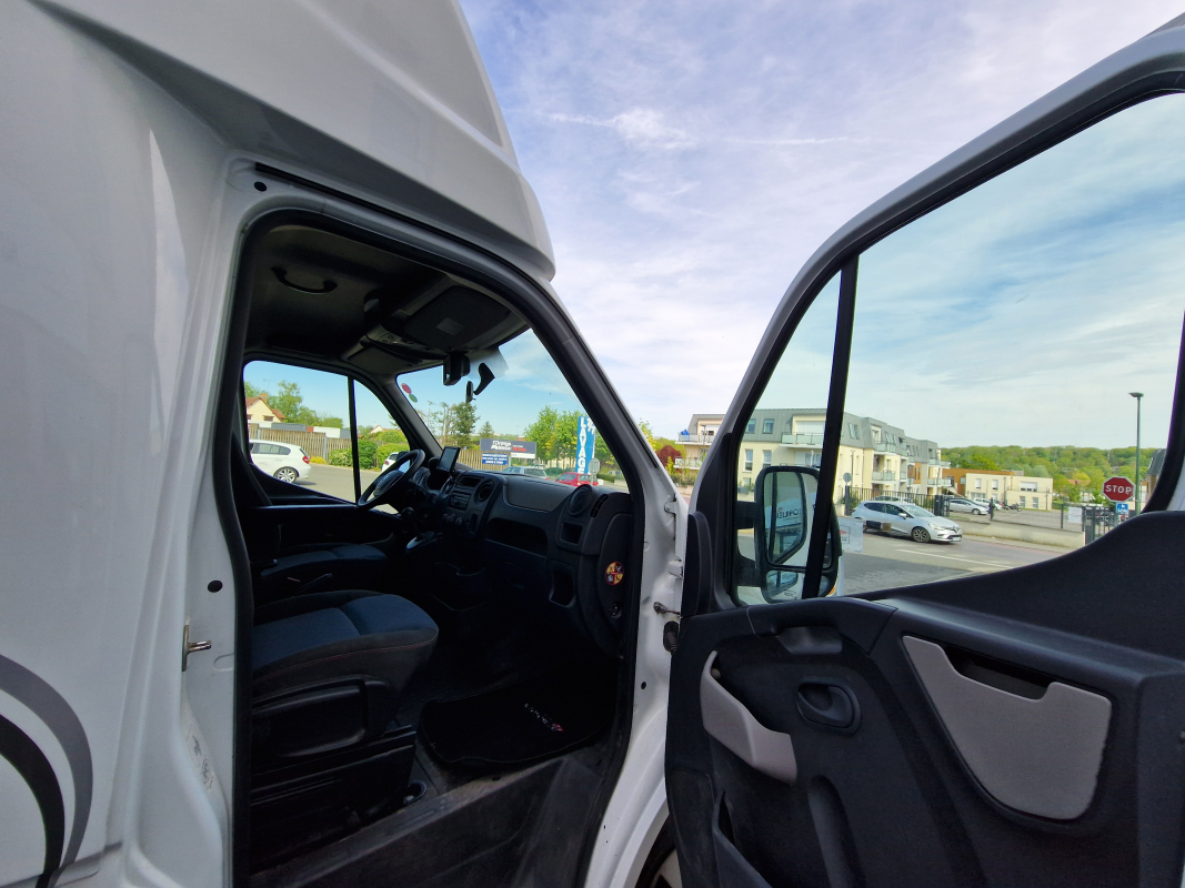 Renault Master — 11