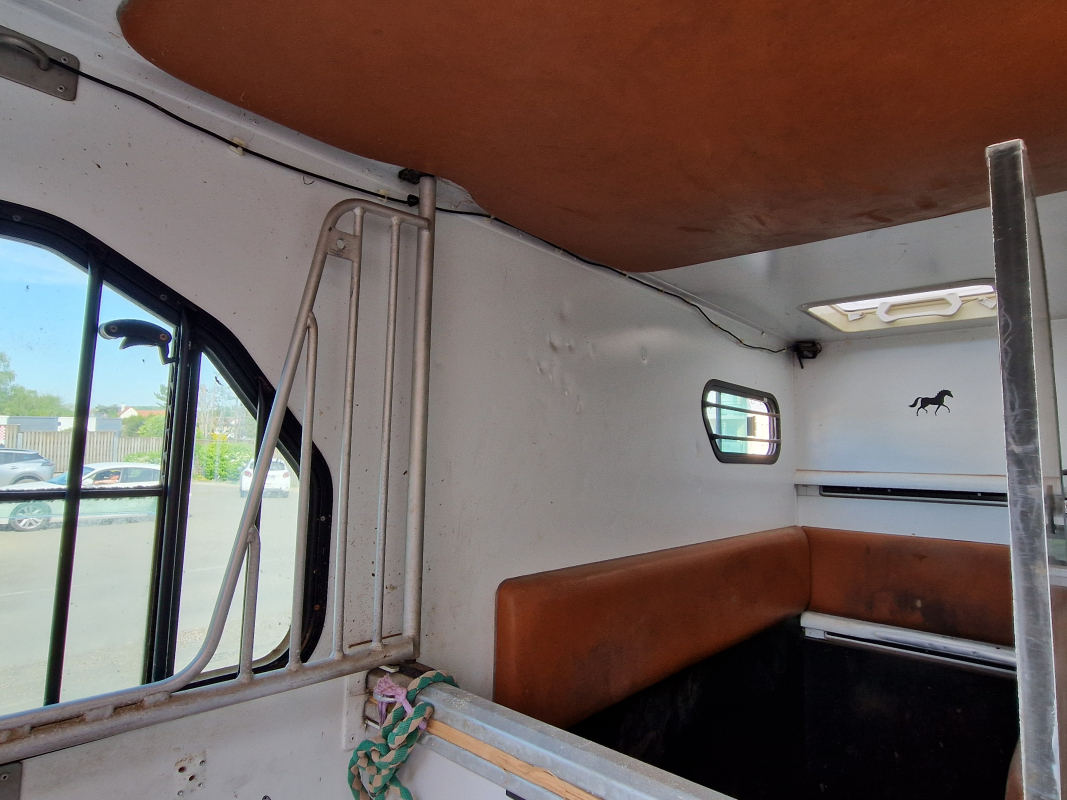 Renault Master — 19