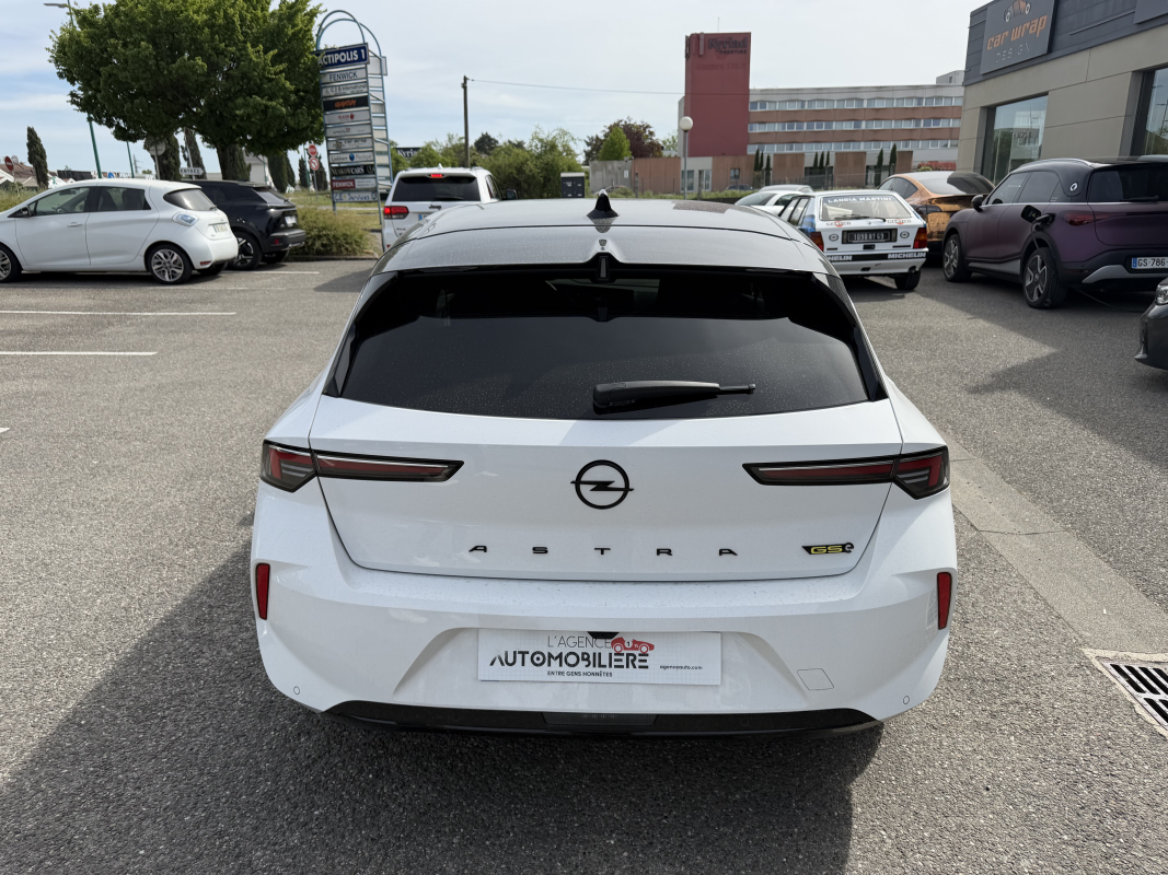 Opel Astra — 4