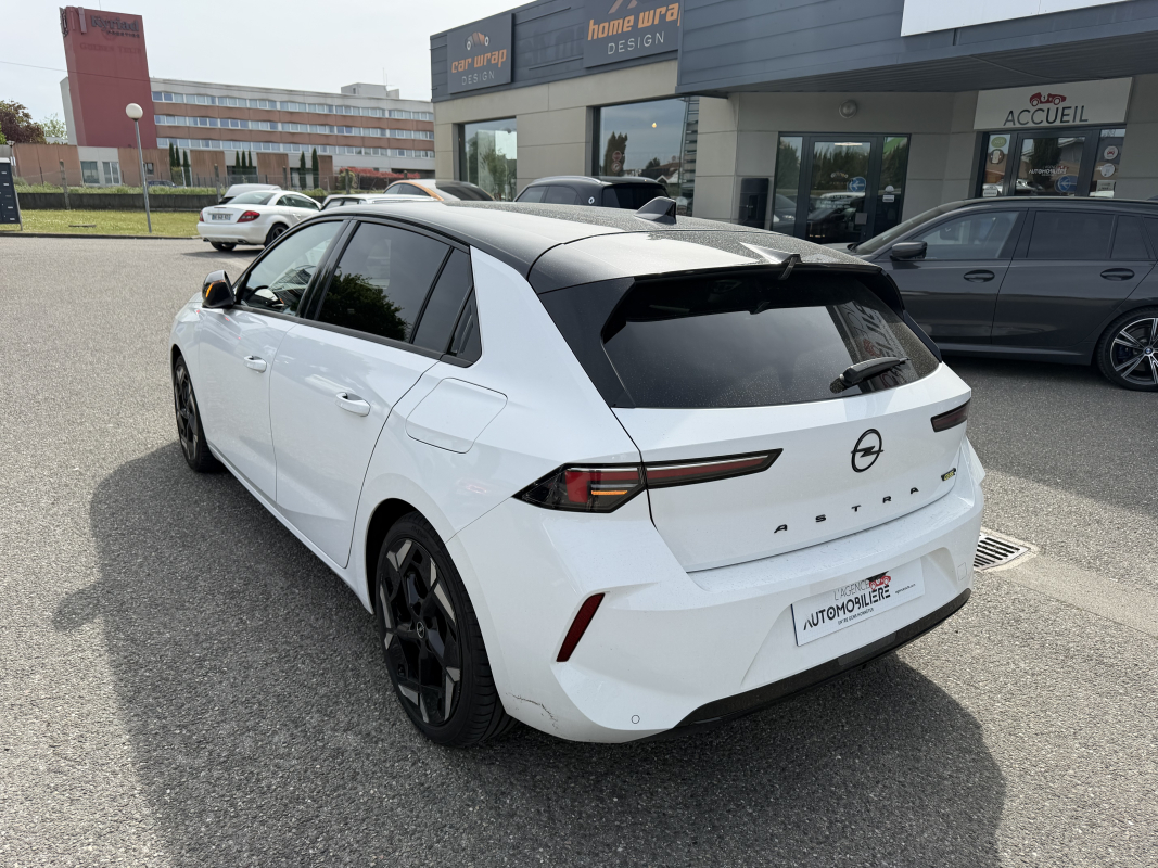 Opel Astra — 3