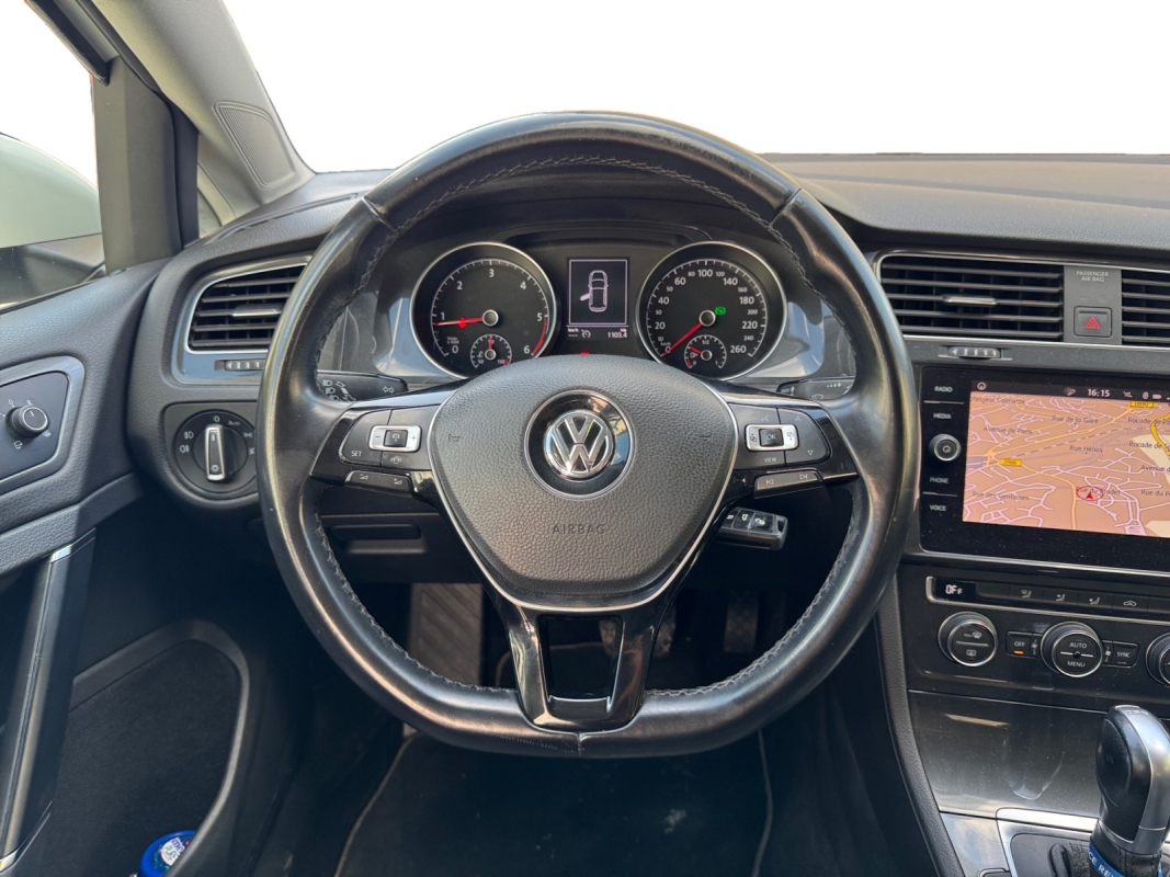 Volkswagen Golf — 13