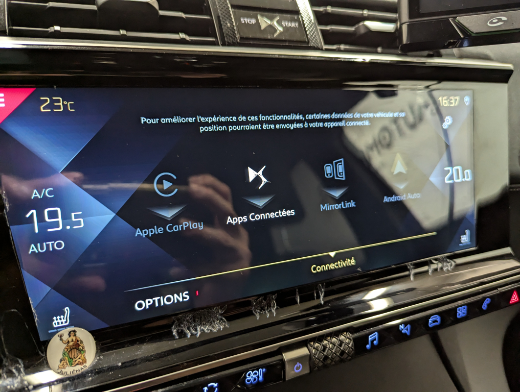 DS DS7 CROSSBACK — 21