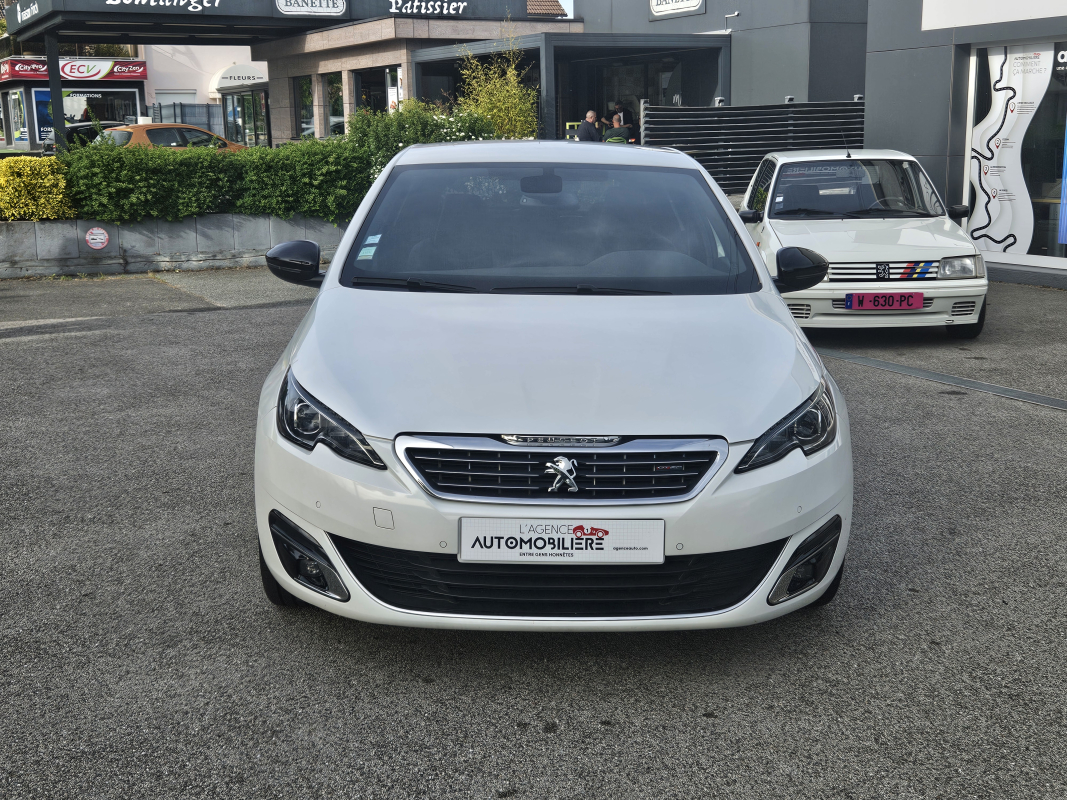 Peugeot 308 — 3