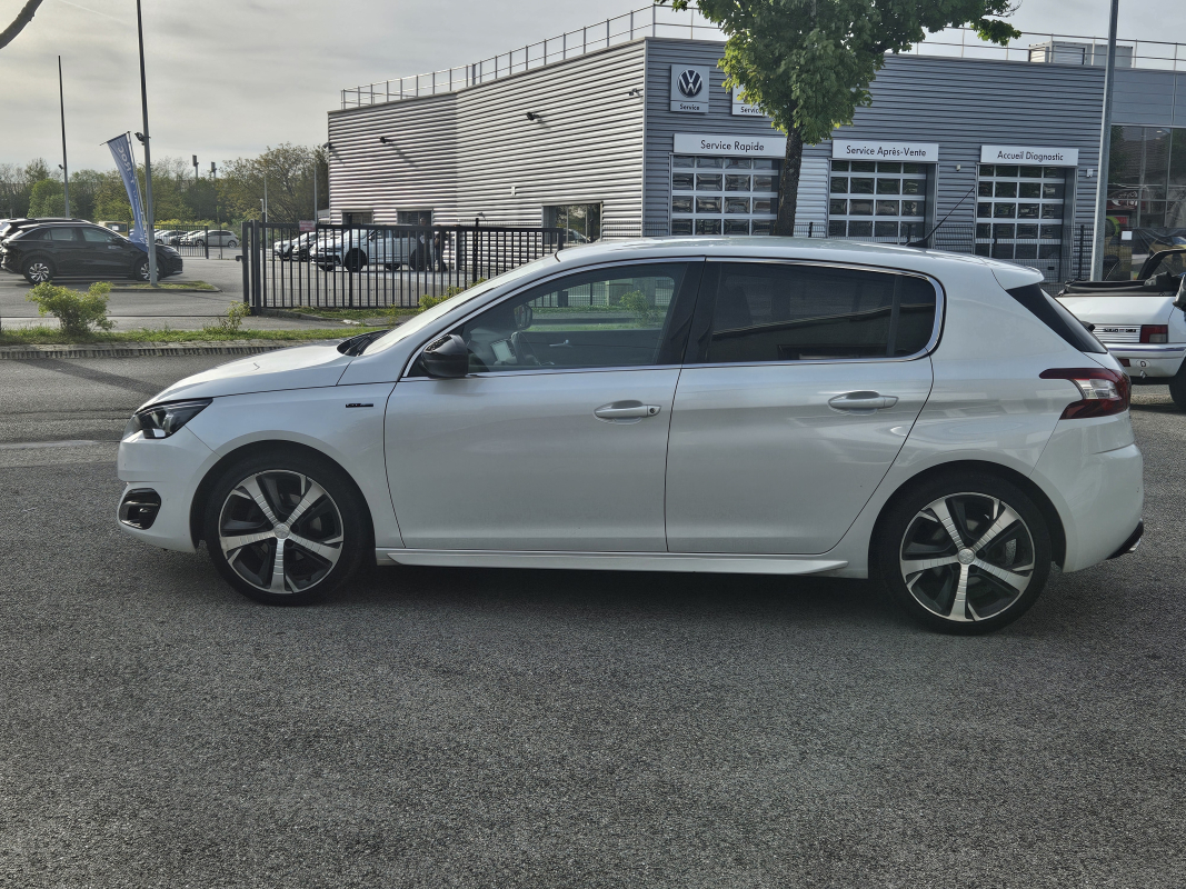 Peugeot 308 — 5