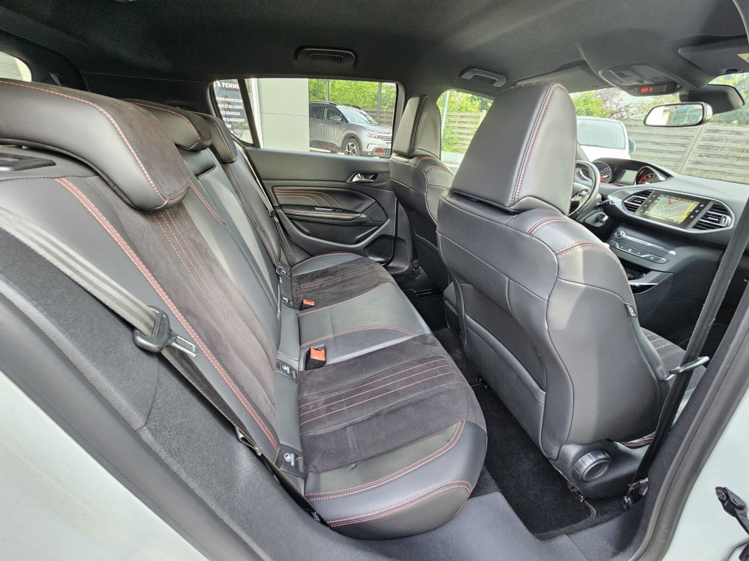 Peugeot 308 — 16