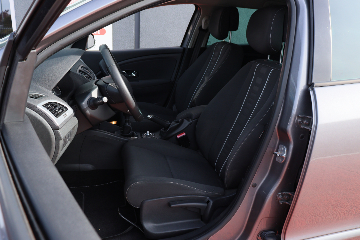 Renault Megane Estate — 16