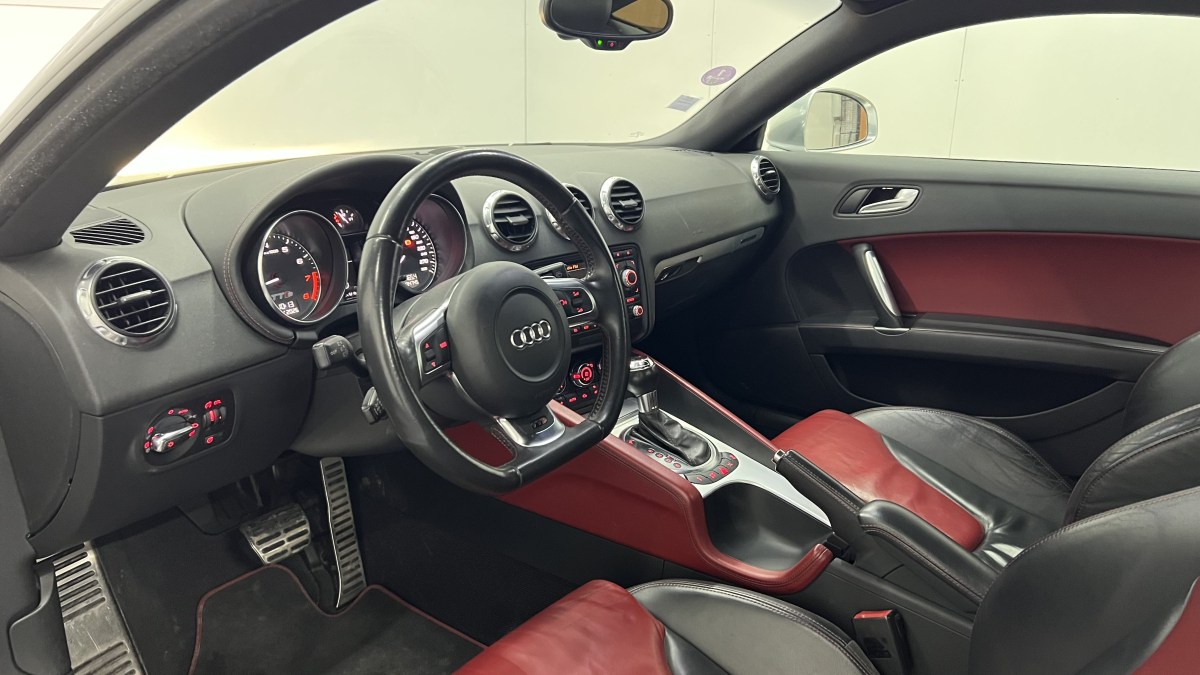 Audi TTS — 7