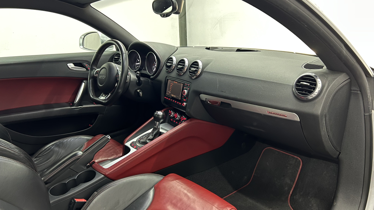 Audi TTS — 10
