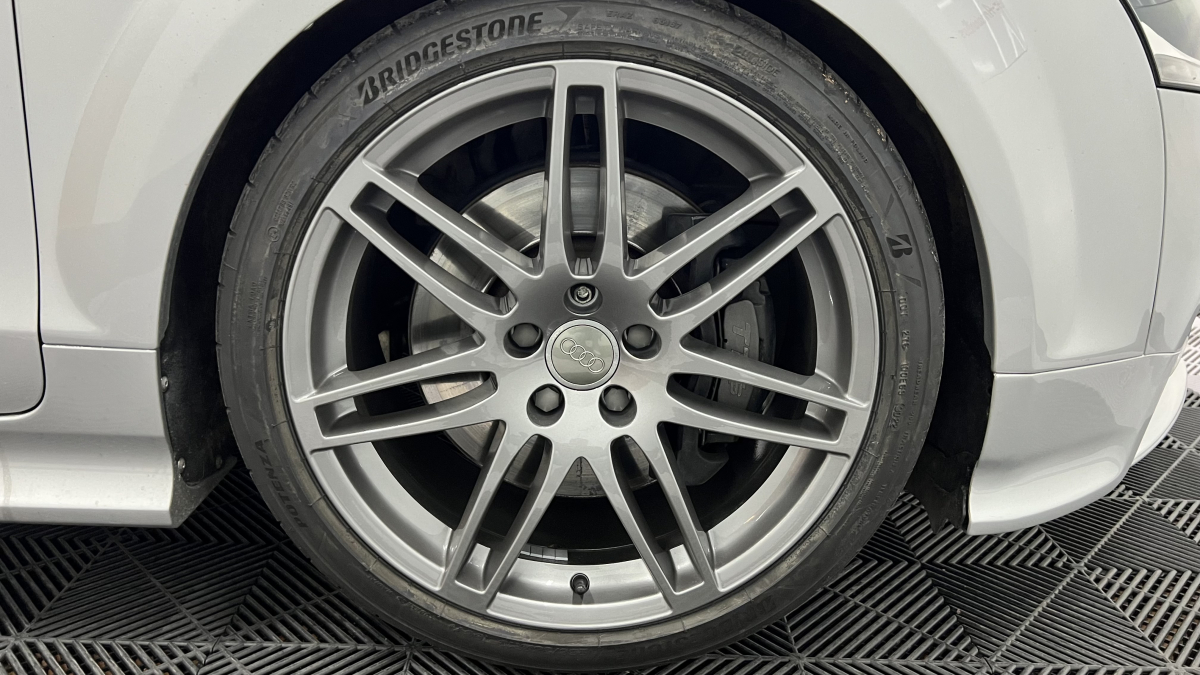 Audi TTS — 28
