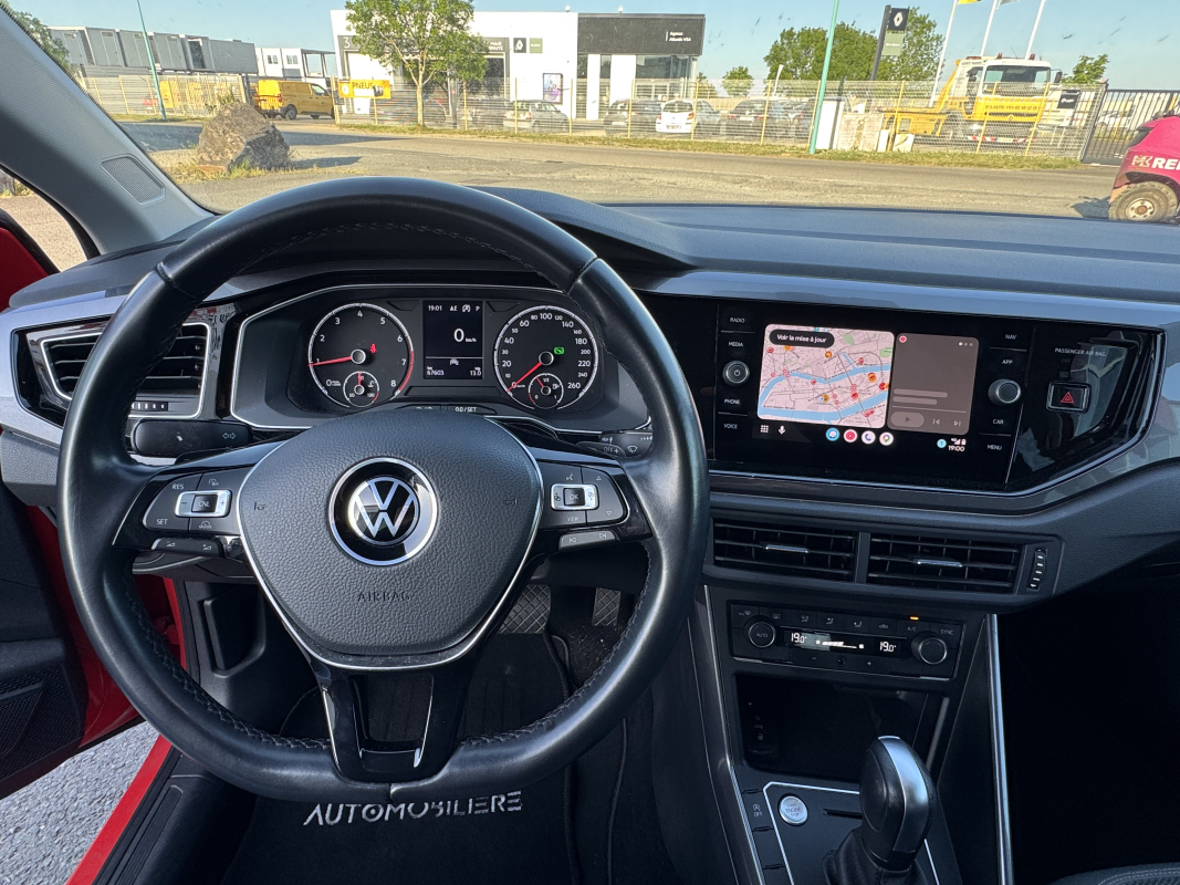 Volkswagen Polo — 16