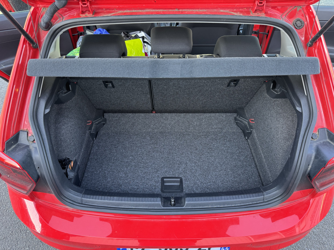Volkswagen Polo — 7