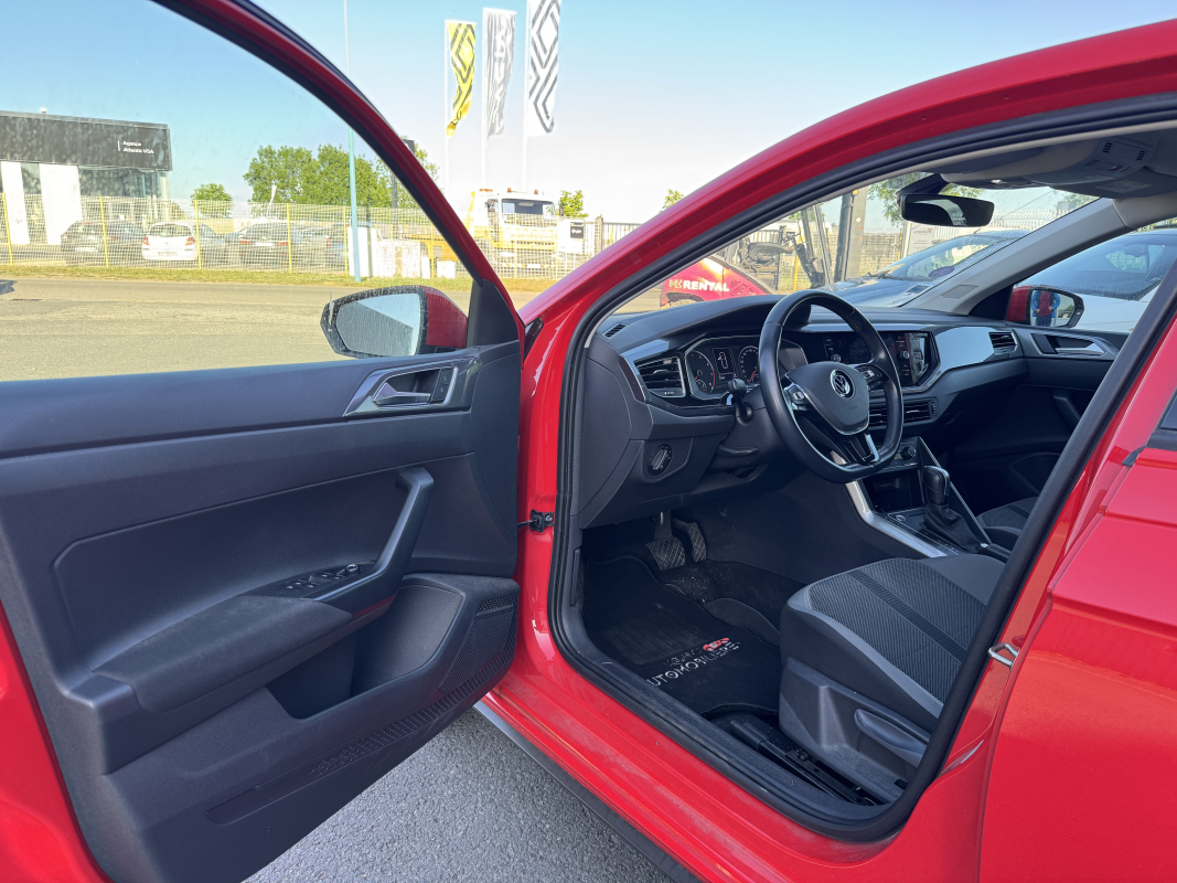Volkswagen Polo — 12