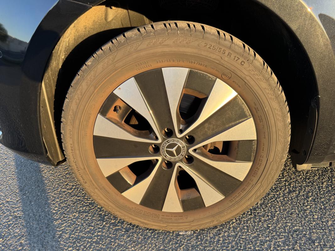 Mercedes Vito — 36