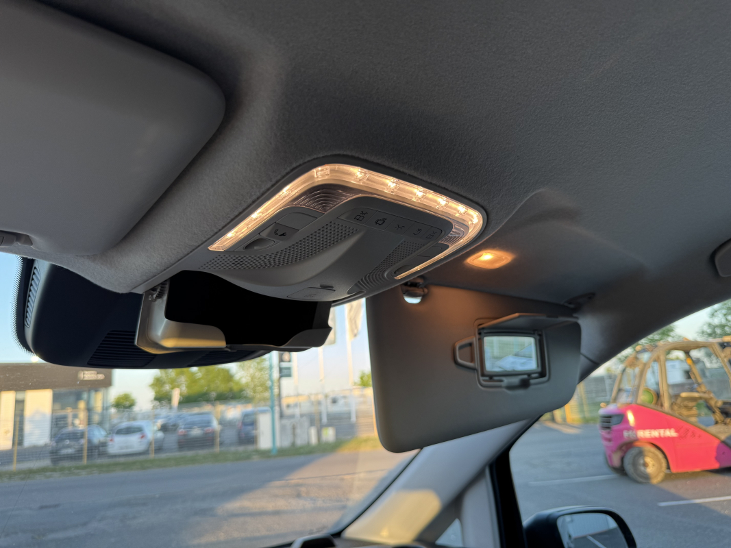 Mercedes Vito — 30