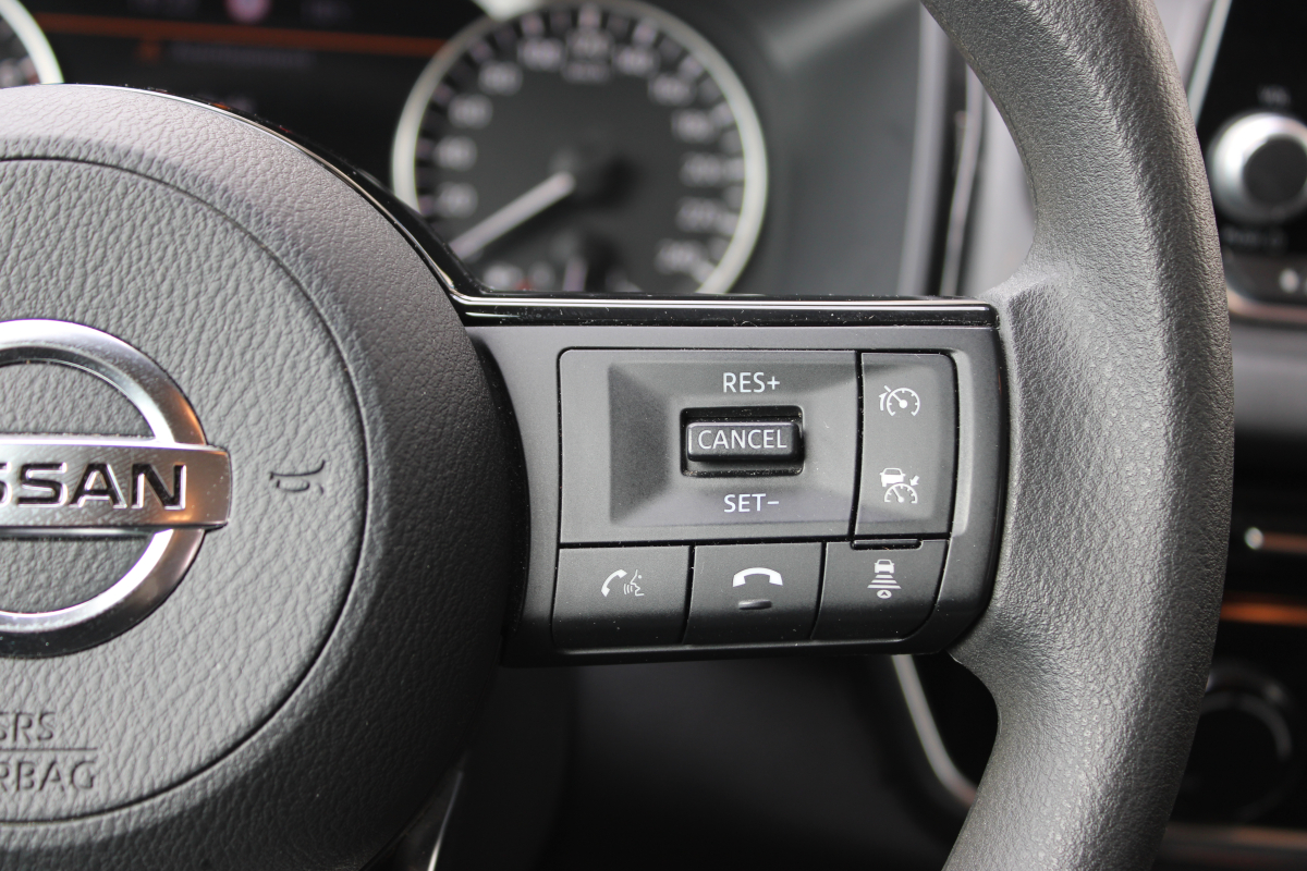 Nissan Qashqai — 25