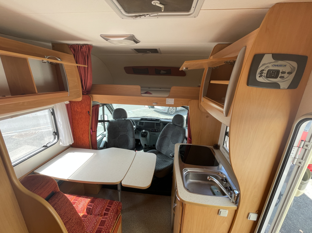Ford Transit — 14